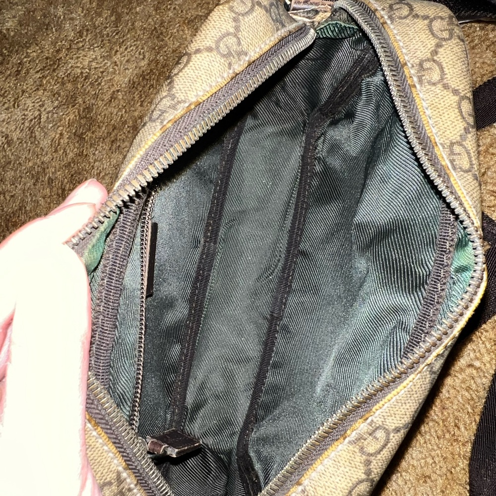 Gucci Crossbody Bag in Brown and Black - Picture 9 of 16